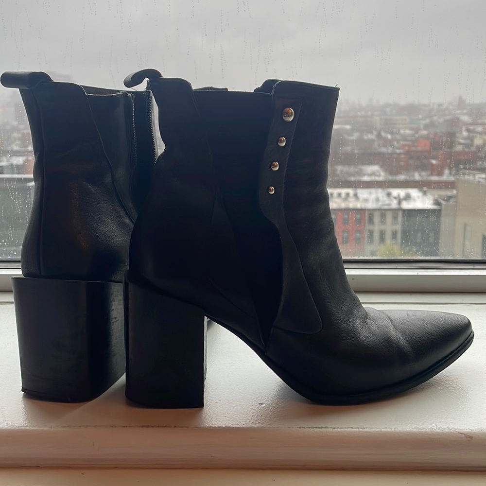 Block heel booties - Picture 2 of 5